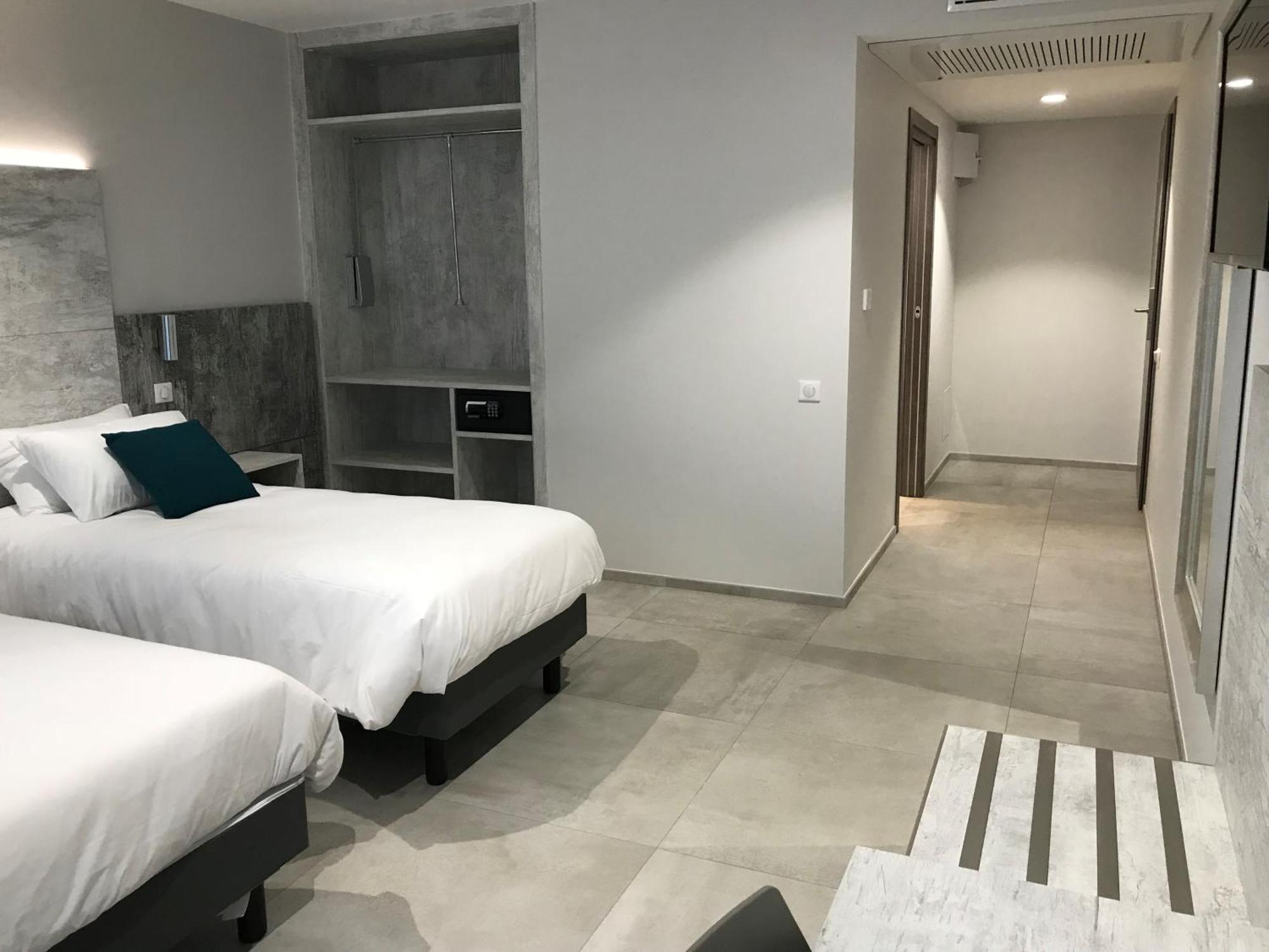 L'isula Marina Hotel 3*